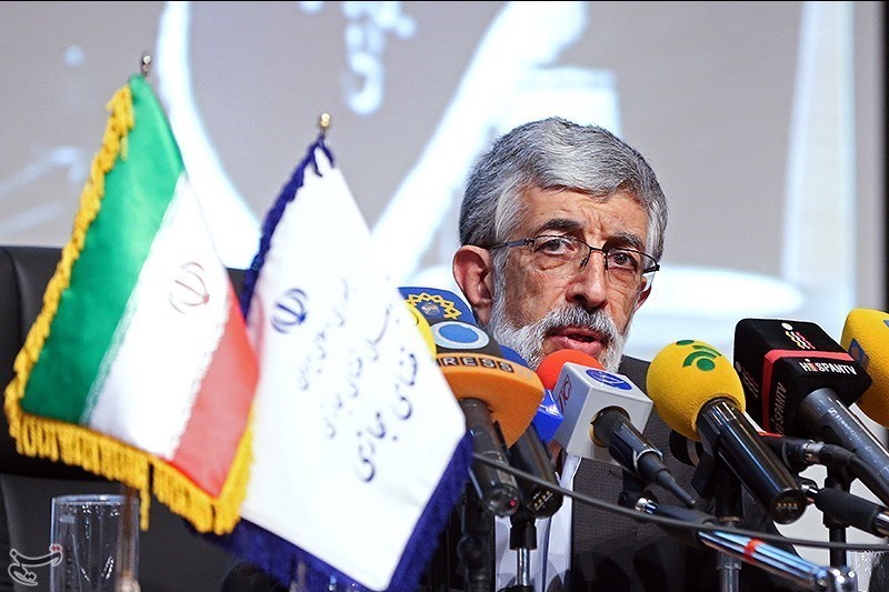 حدادعادل در مرکز ملی فضای مجازی