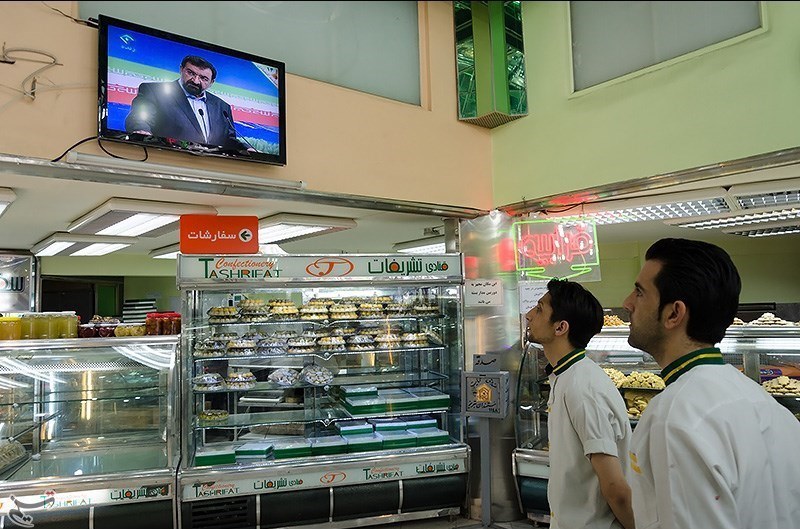 مناظره و مردم
