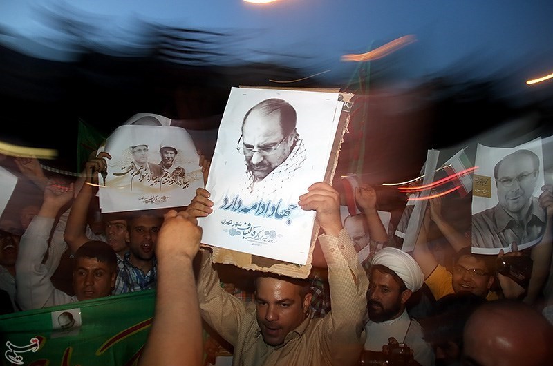 تجمع هواداران نامزدها پس از مناظره