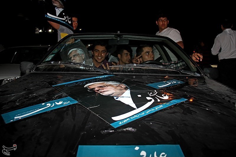 تجمع هواداران نامزدها پس از مناظره