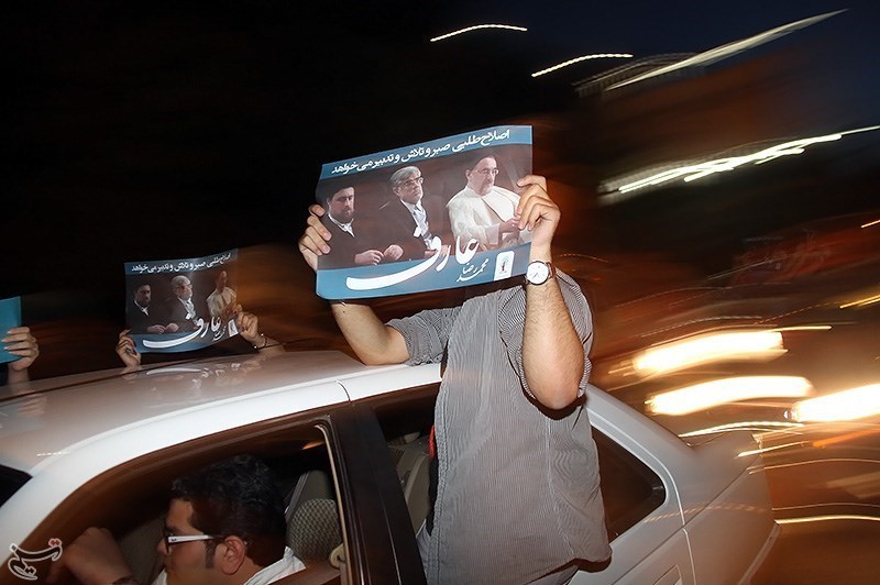 تجمع هواداران نامزدها پس از مناظره