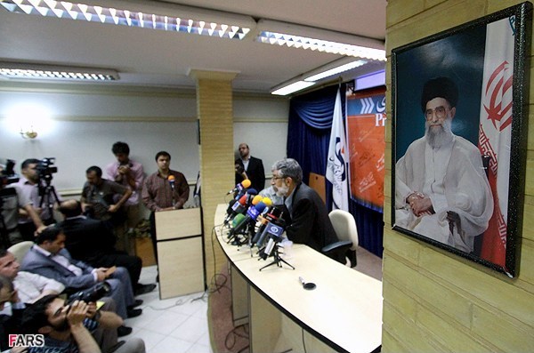 نشست خبری حدادعادل در خبرگزاری فارس
