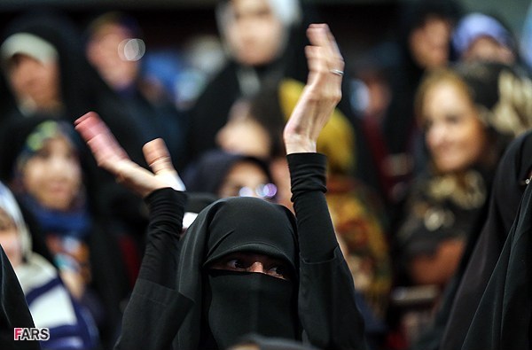 همایش تجلیل از خادم ملت