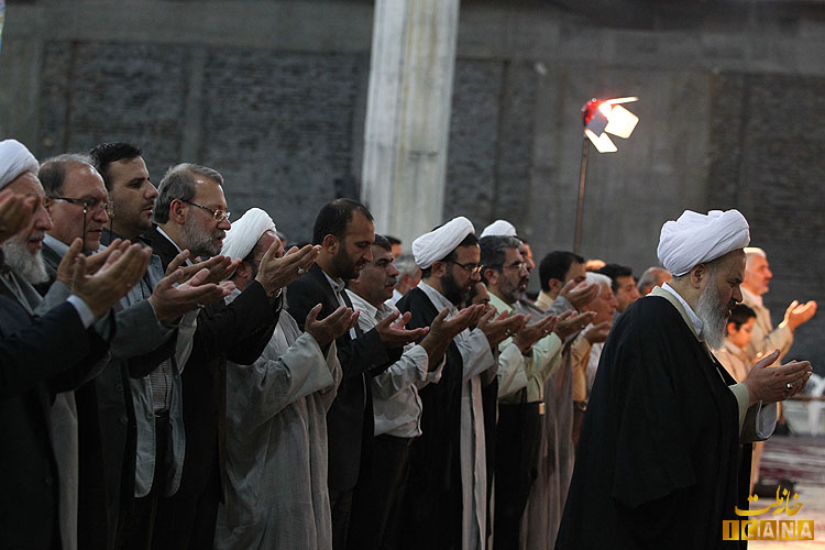 سفر رئیس مجلس شورای اسلامی به کاشان