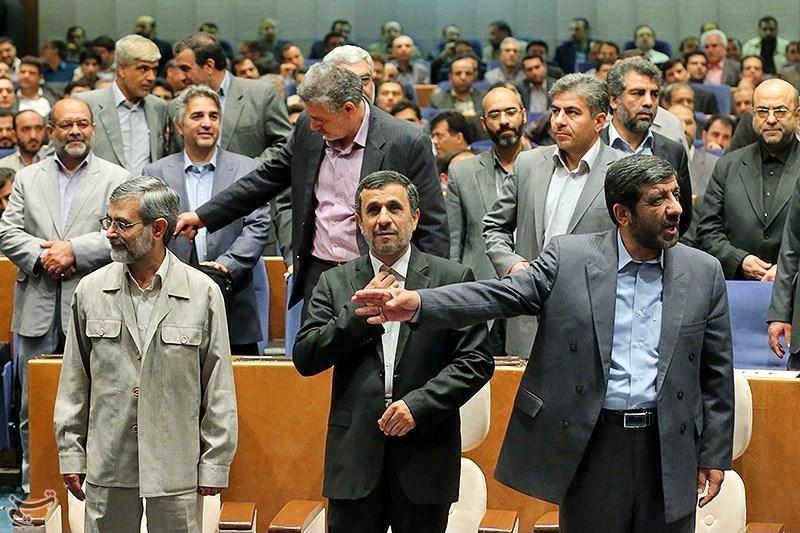 همایش تقدیر از احمدی نژاد در صداوسیما