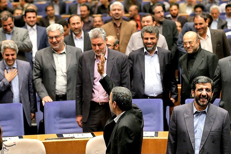 همایش تقدیر از احمدی نژاد در صداوسیما
