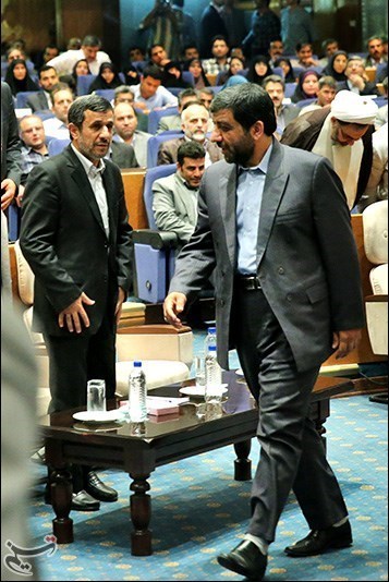 همایش تقدیر از احمدی نژاد در صداوسیما