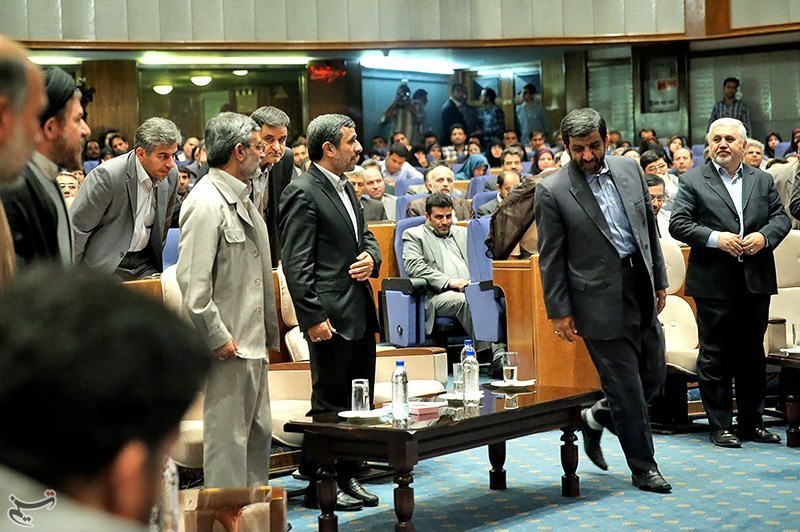 همایش تقدیر از احمدی نژاد در صداوسیما