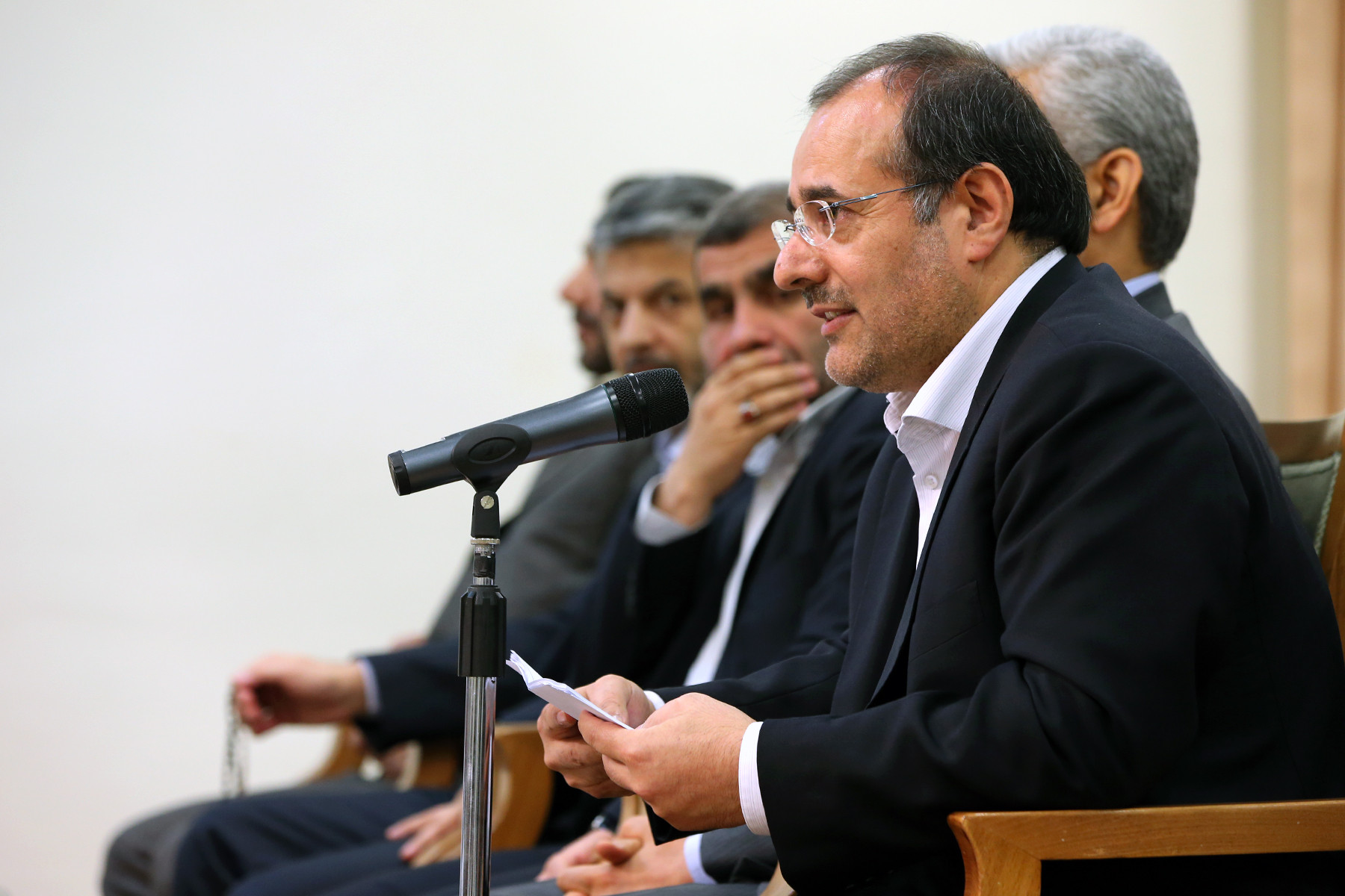 آخرین دیدار رئیس جمهور و اعضای هیئت دولت دهم با رهبر انقلاب
