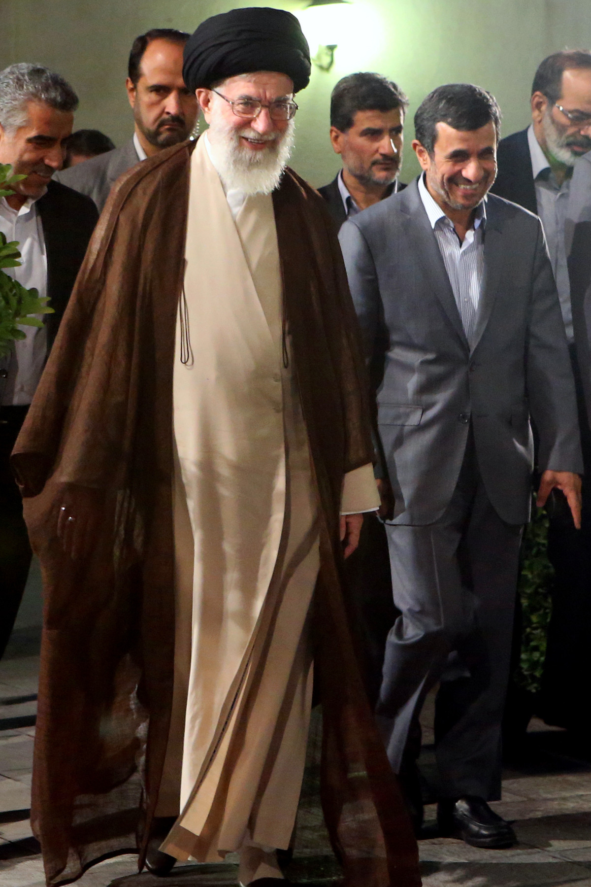 آخرین دیدار رئیس جمهور و اعضای هیئت دولت دهم با رهبر انقلاب