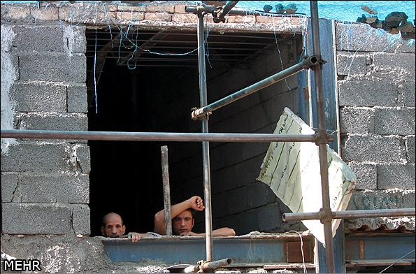 تجمع سینماگران مقابل خانه سینما