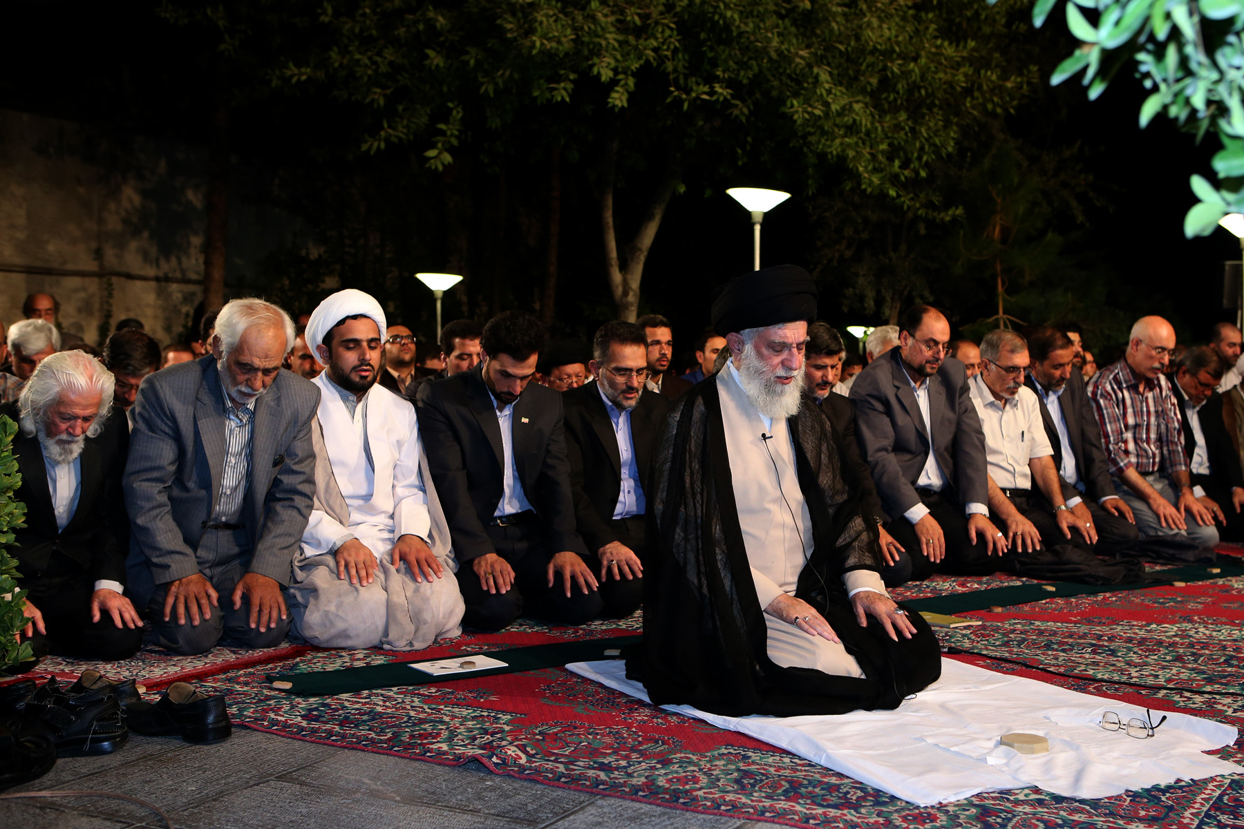 دیدار شعرا و اهالی فرهنگ با مقام معظم رهبری