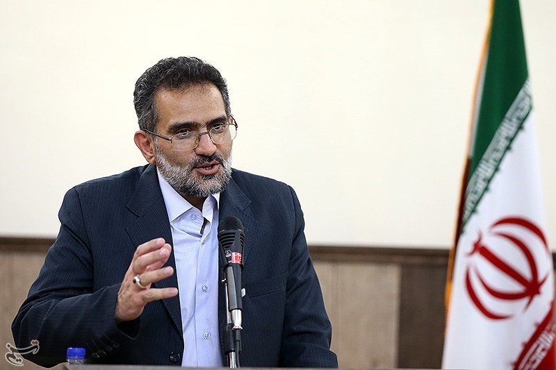 ضیافت افطار شعرا با وزیر ارشاد
