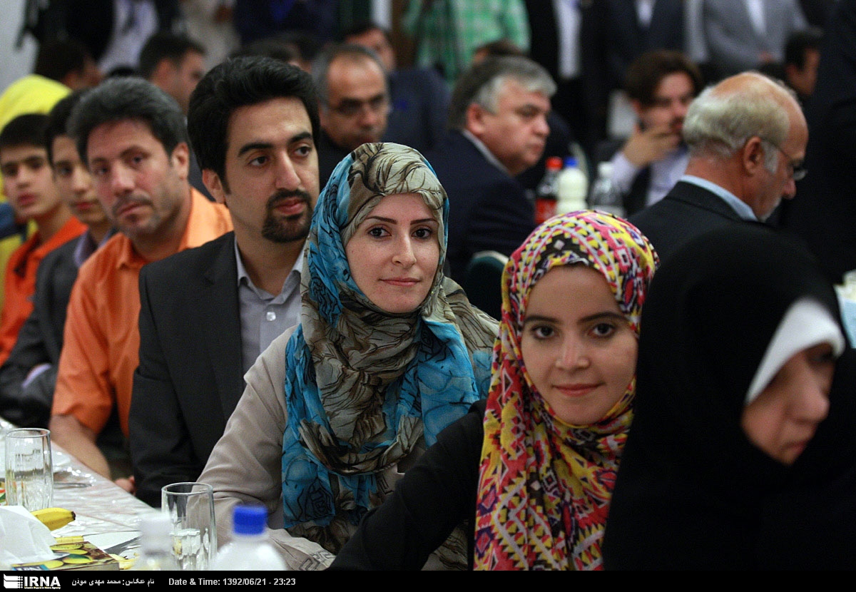 دیدار روحانی با ایرانیان در قرقیزستان