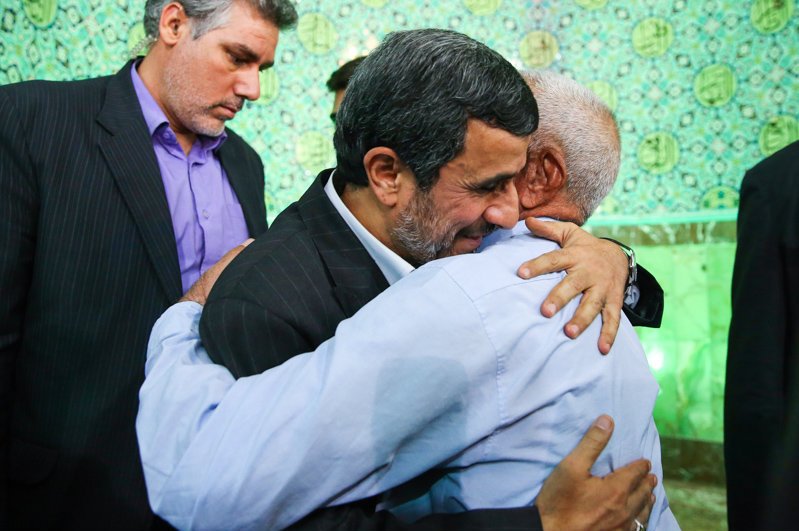 تقدیر  از احمدی نژاد در نارمک
