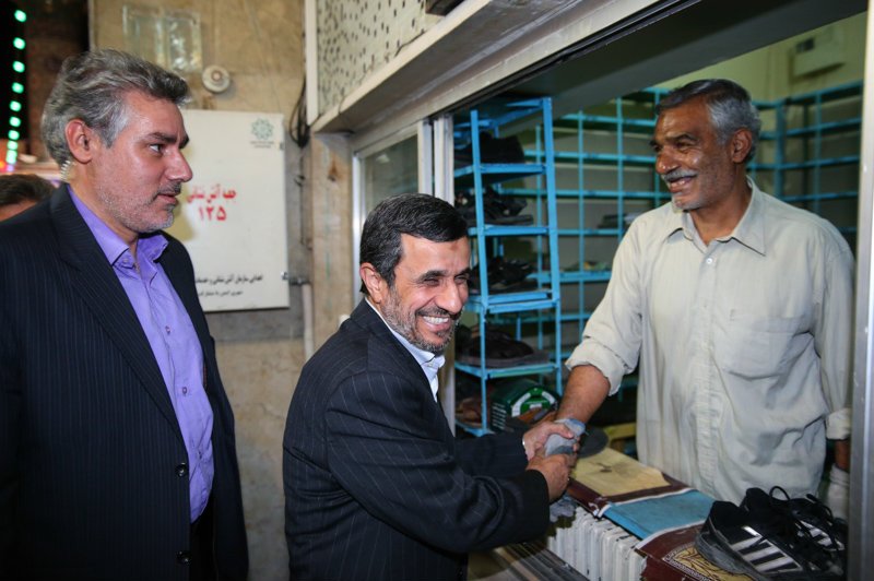 تقدیر  از احمدی نژاد در نارمک
