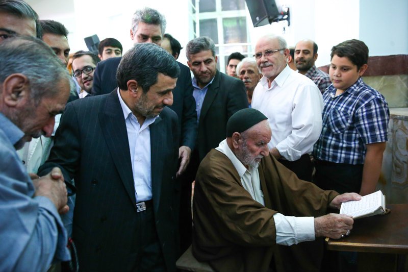 تقدیر  از احمدی نژاد در نارمک