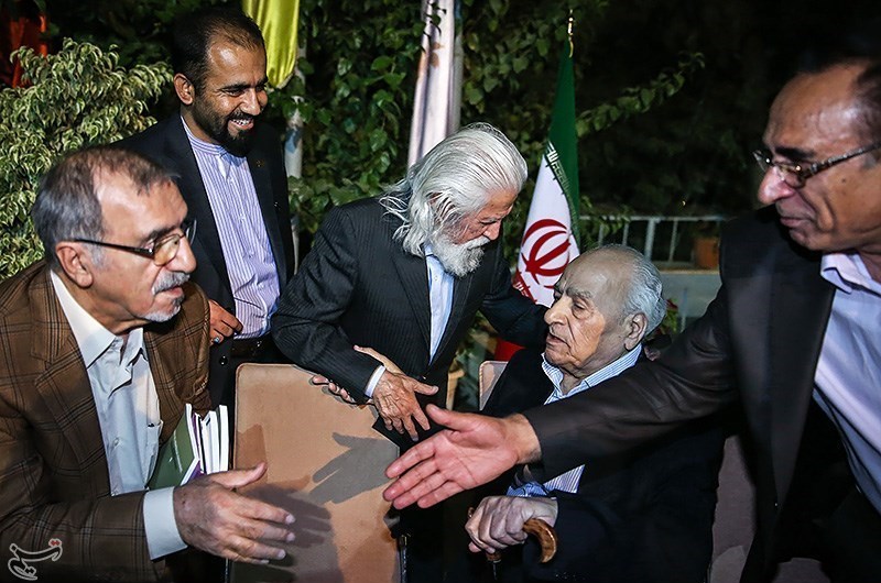 دیدار وزیر کشور با اهالی شعر