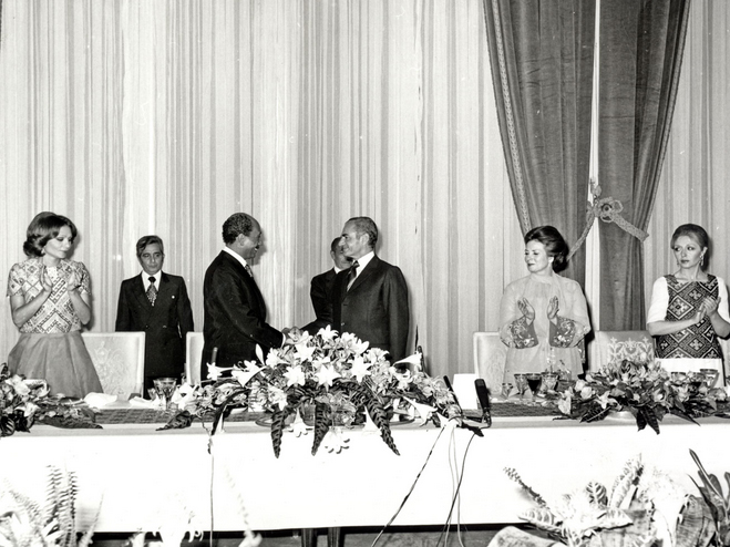 سفر انور سادات به ایران در 1976 میلادی