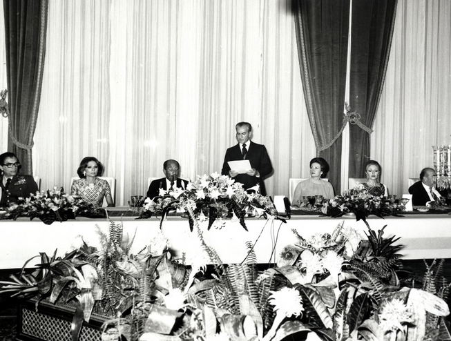سفر انور سادات به ایران در 1976 میلادی