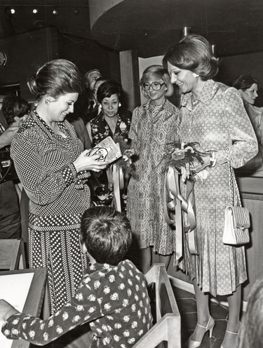 سفر انور سادات به ایران در 1976 میلادی