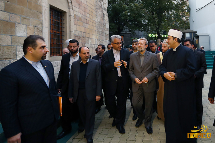 بازدید لاریجانی از مسجد بایراکلی در بلگراد