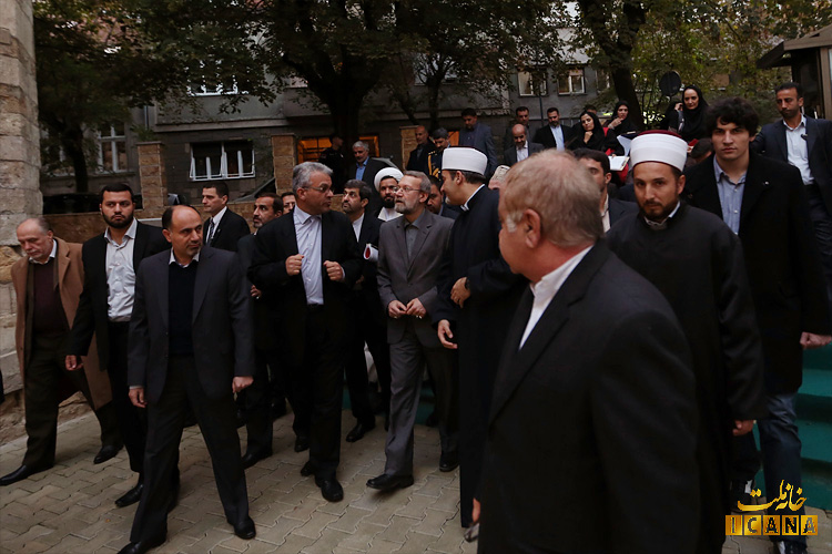 بازدید لاریجانی از مسجد بایراکلی در بلگراد