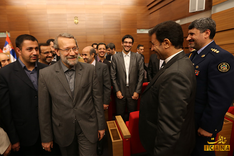 لاریجانی در جمع ایرانیان مقیم صربستان