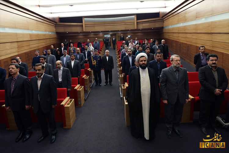 لاریجانی در جمع ایرانیان مقیم صربستان