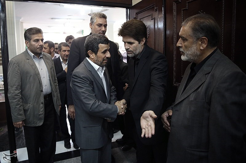 مراسم ترحیم محافظ احمدی نژاد