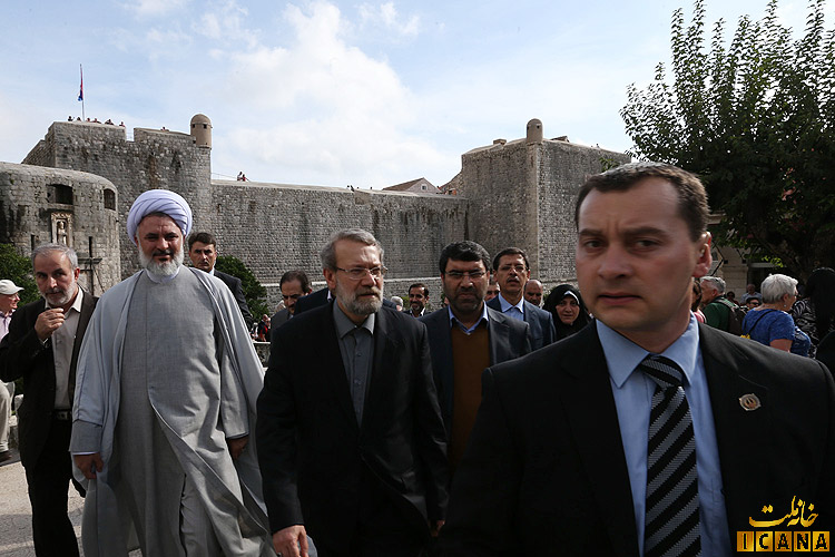 بازدید دکتر لاریجانی از مرکز اسلامی دوبرونیک