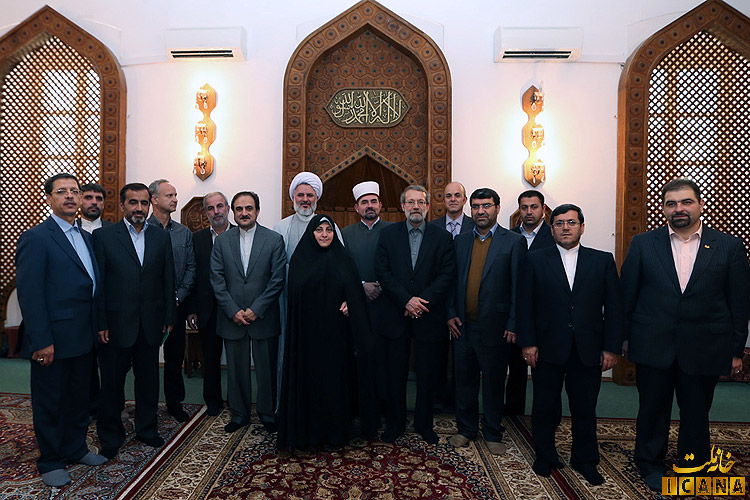 بازدید دکتر لاریجانی از مرکز اسلامی دوبرونیک