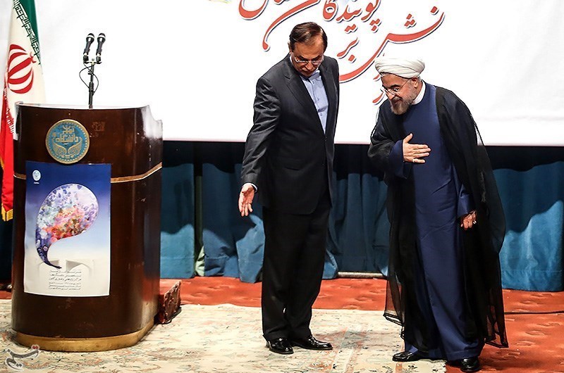 روحانی در دانشگاه تهران