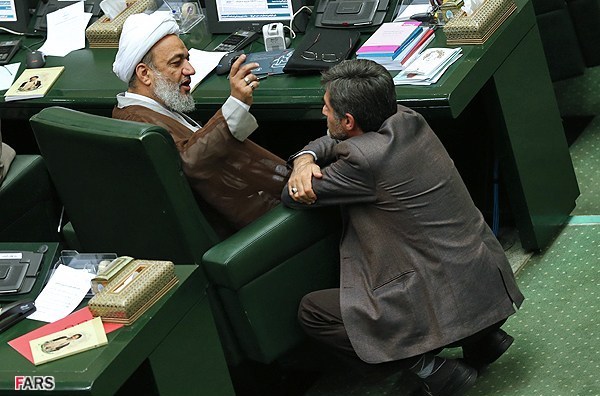 حواشی امروز صحن علنی مجلس