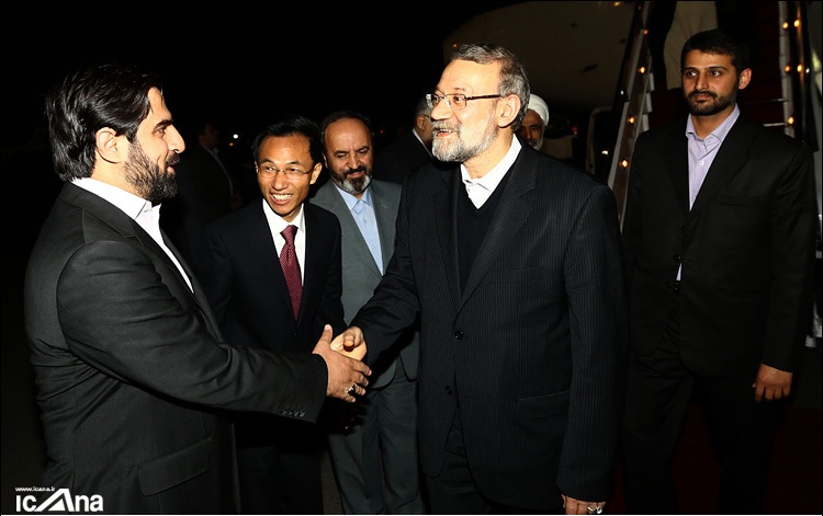 بازگشت رئیس مجلس شورای اسلامی از چین