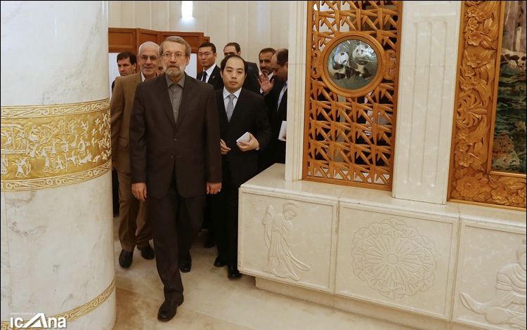 بازدید دکتر علی لاریجانی از ساختمان پارلمان چین