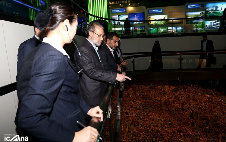 بازدید دکتر علی لاریجانی از موزه طراحی شهری شانگهای‎