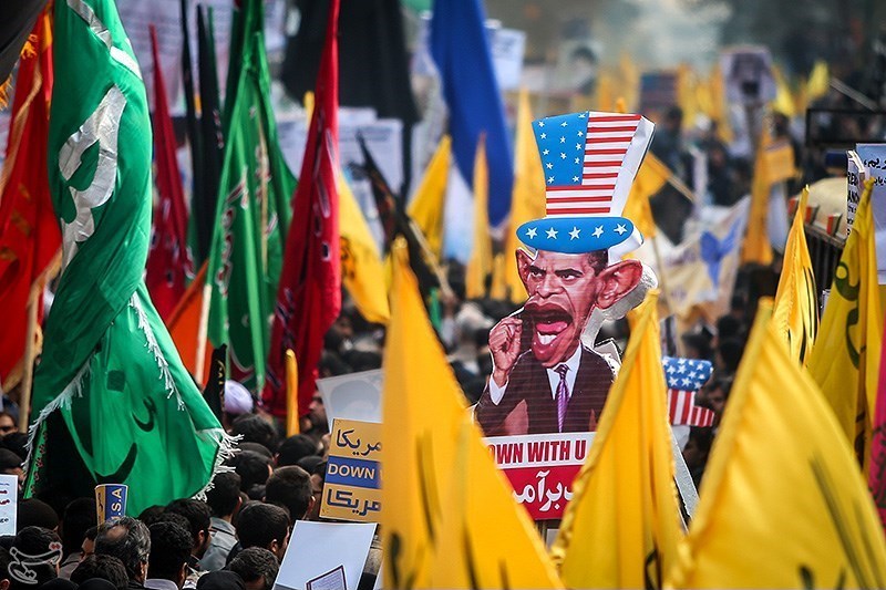 راهپیمایی 13 آبان در تهران