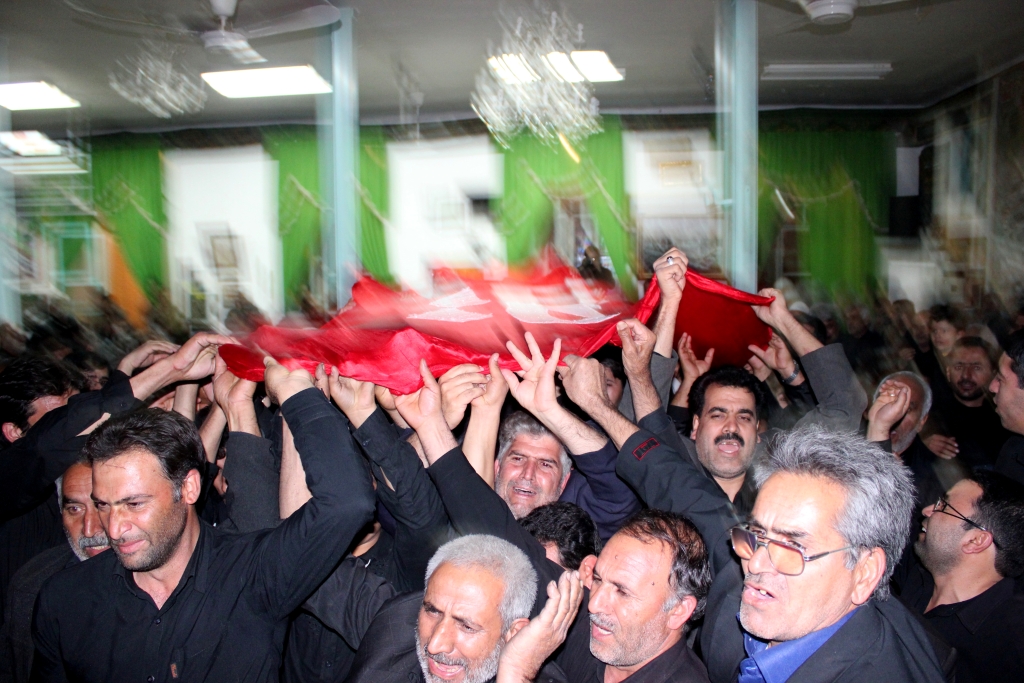 مراسم عزاداری عاشورای حسینی در روستای کریت (طبس، خراسان جنوبی)