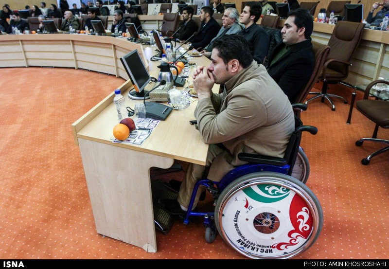 نشست صمیمی وزیر کشور با اهالی ورزش با موضوع اعتیاد