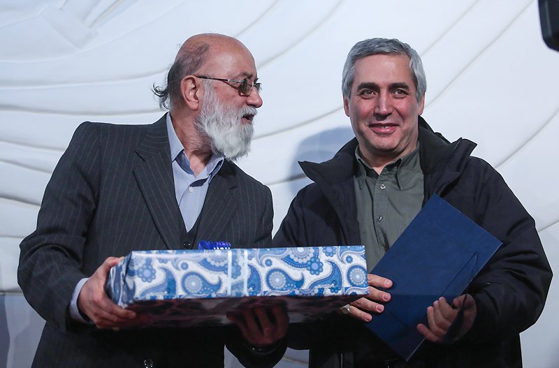 تقدیر از عوامل فیلم سینمایی " چ "