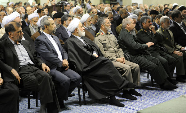دیدار جمعی از مسئولان با رهبرانقلاب