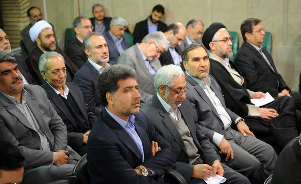 دیدار جمعی از مسئولان با رهبرانقلاب