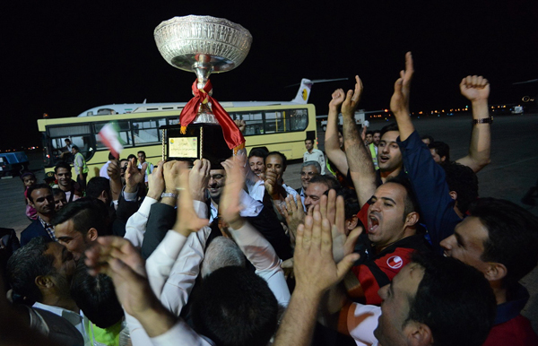 استقبال از جام در اهواز