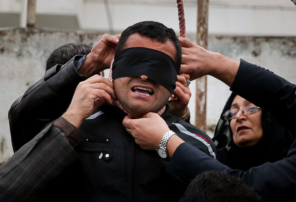بخشش اعدامی پای چوبه دار