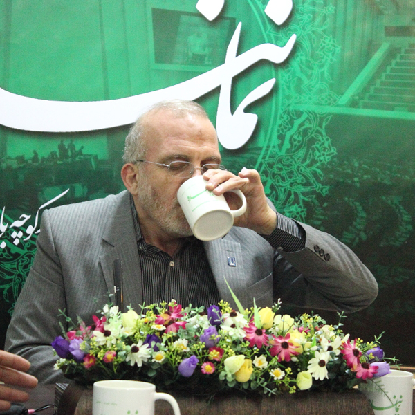 بازدید «حمیدرضا فولادگر» نماینده مردم اصفهان از پایگاه خبری- تحلیلی نماینده