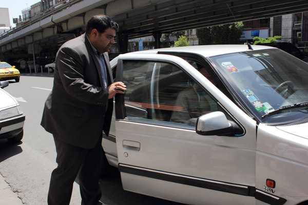 بازدید «حجت الاسلام طاهری» سخنگوی کمیسیون فرهنگی مجلس شورای اسلامی از پایگاه خبری-تحلیلی نماینده
