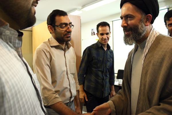 بازدید «حجت الاسلام طاهری» سخنگوی کمیسیون فرهنگی مجلس شورای اسلامی از پایگاه خبری-تحلیلی نماینده