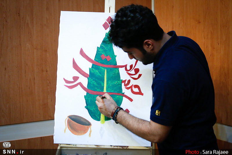 رونمایی از تقریظ مقام معظم رهبری بر کتاب من زنده هستم