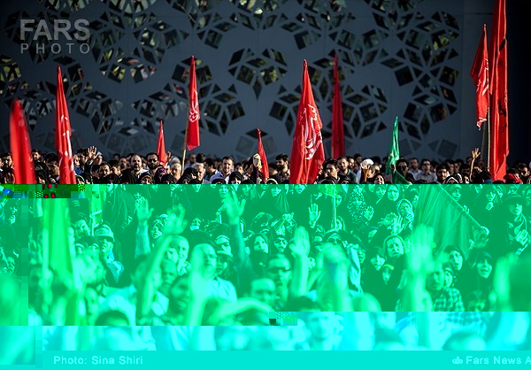 اجتماع بزرگ مردم تهران که با عنوان «لبیک»